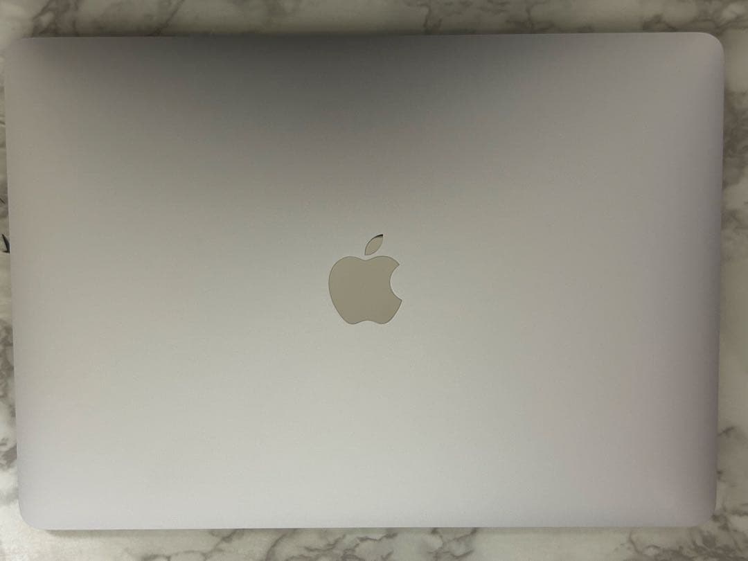 MacBook Air 13インチ M1チップ搭載