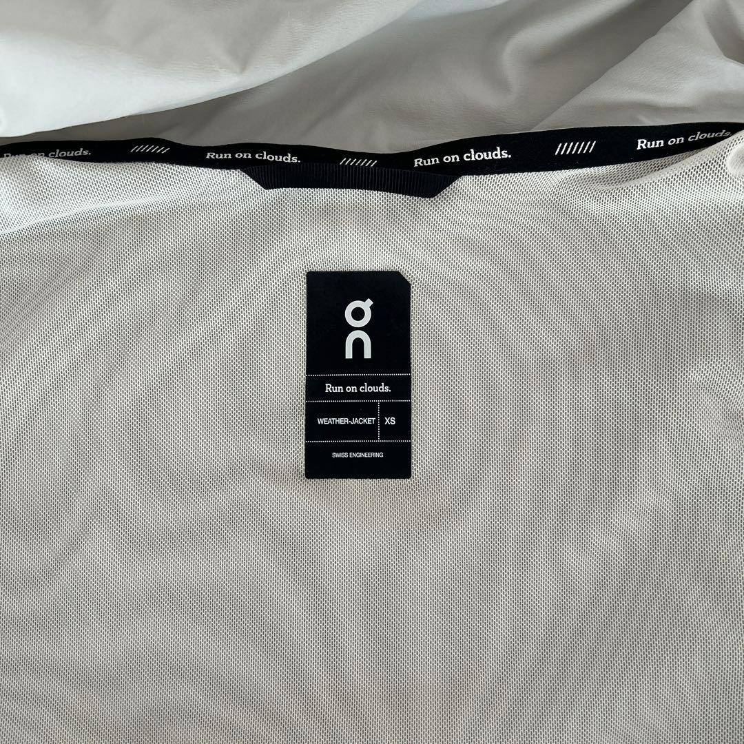 On ウィンドジャケット レディース XS グレー/ホワイト