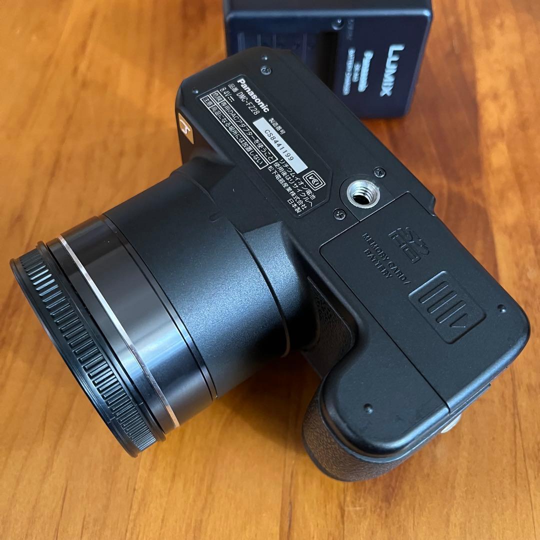Panasonic DMC-FZ28 コンパクトデジタルカメラ