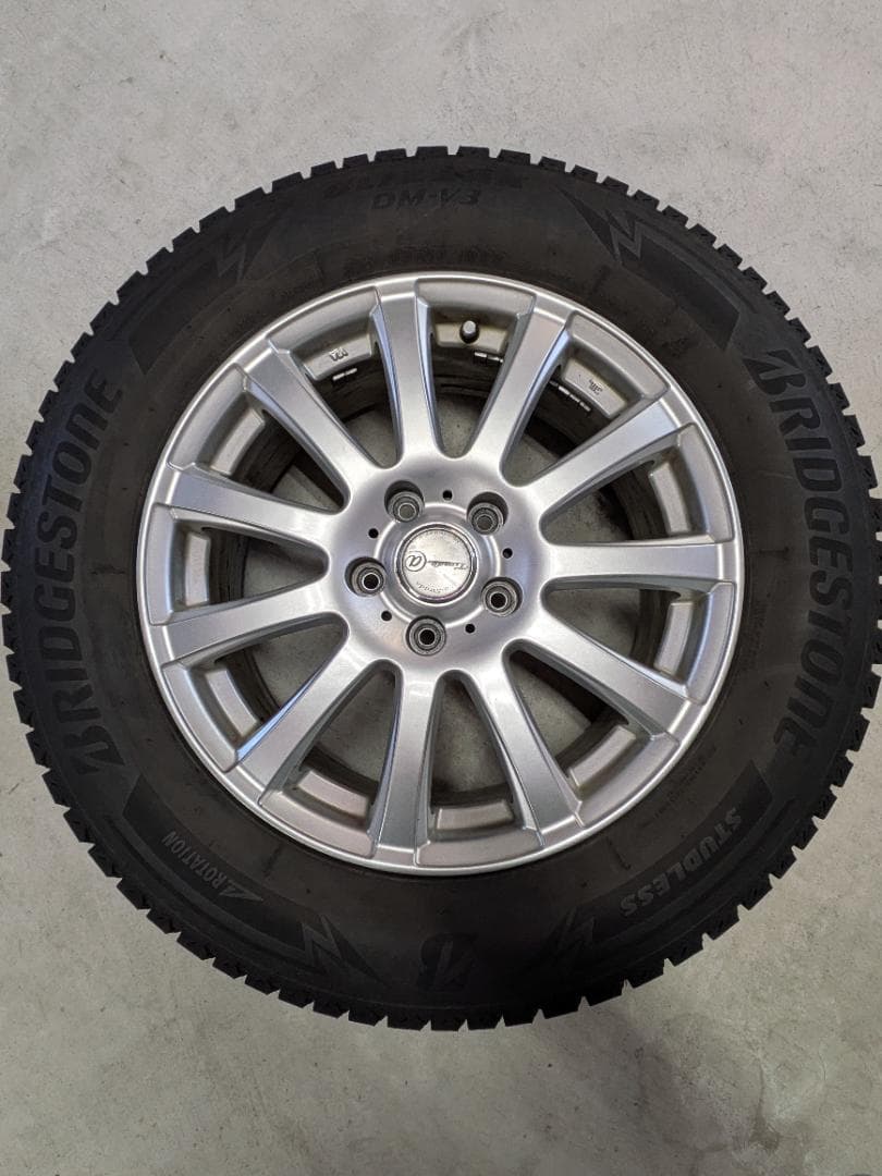 225/65R17　ブリヂストン スタッドレス　ホイール付き　4本セット