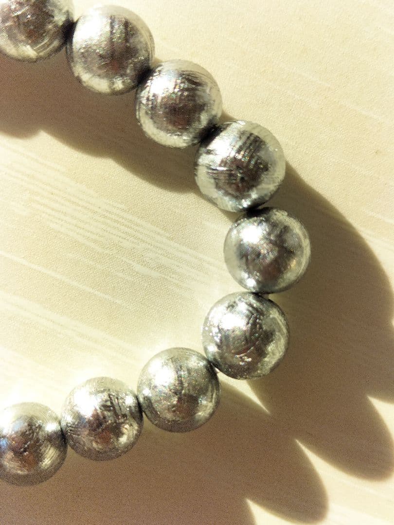 ギベオン隕石 7〜7.2mm(一粒モルダバイト)ブレスレット