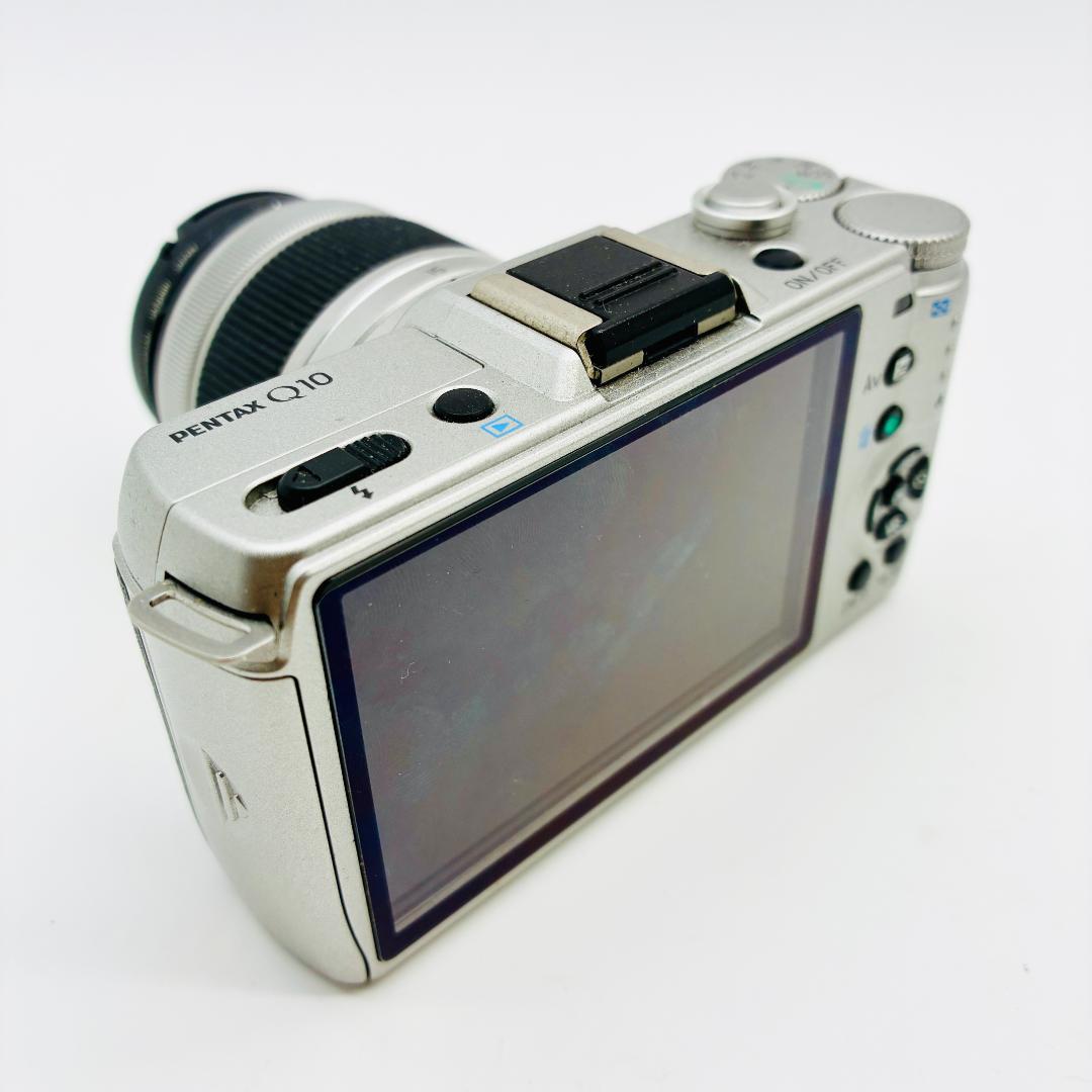 【美品】PENTAX Q10 コンパクトデジタルカメラ バッテリー付 動作確認済