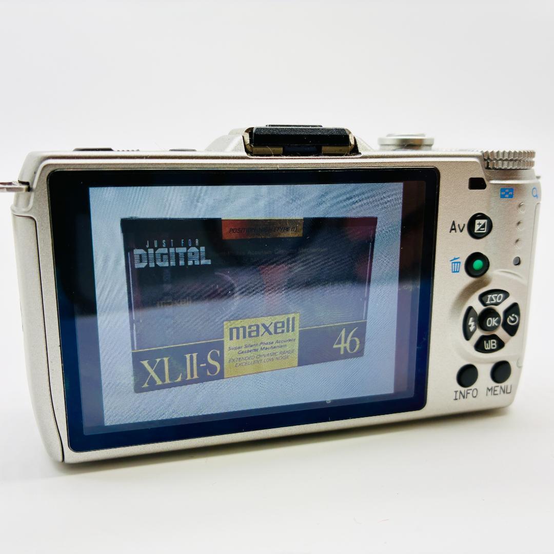 【美品】PENTAX Q10 コンパクトデジタルカメラ バッテリー付 動作確認済