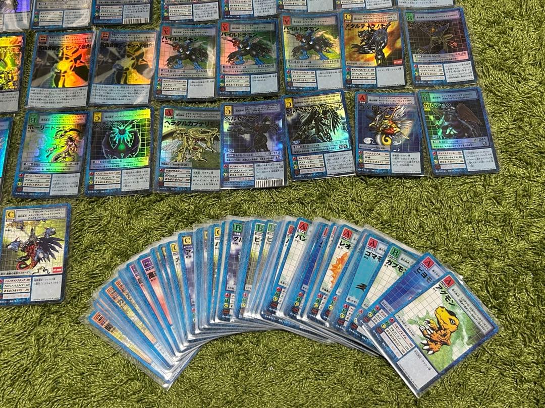 旧デジモンカード126枚まとめ売り（うちホロレア41枚、字レア1枚）
