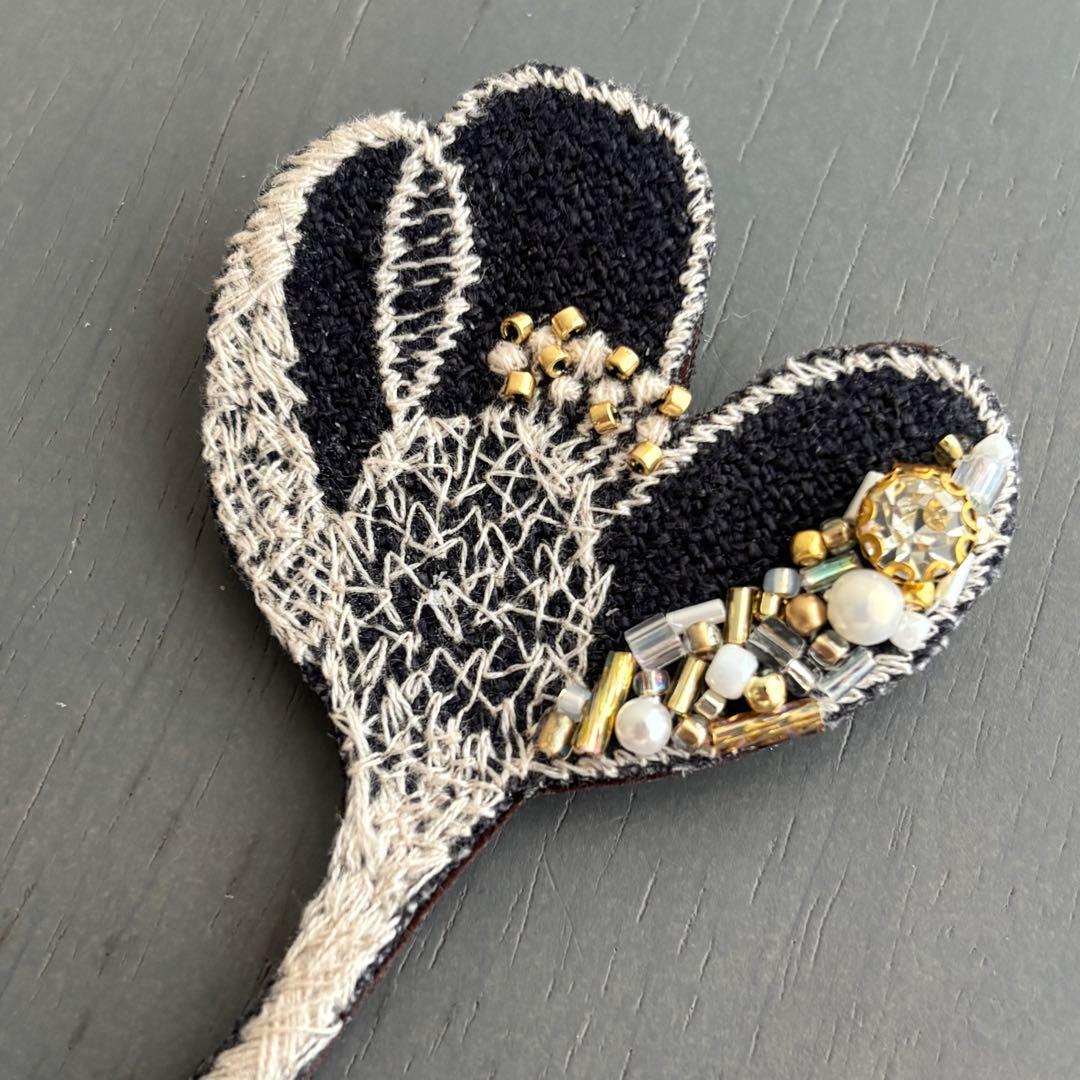 ご確認用 ミナペルホネン ブローチ アクセサリー ハンドメイド