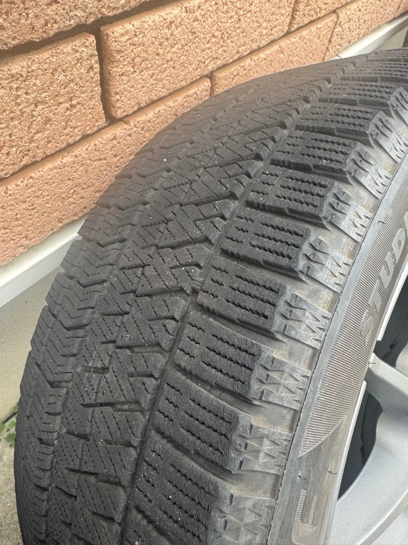 ボルボV40スタッドレスタイヤホイールセットMSW OZ 205/55R16