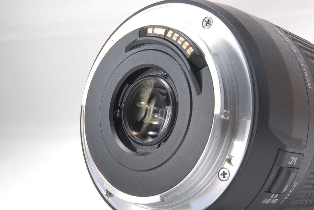 これ1本で近くから遠くまで✨TAMRON Canon用 18-270mm 高倍率