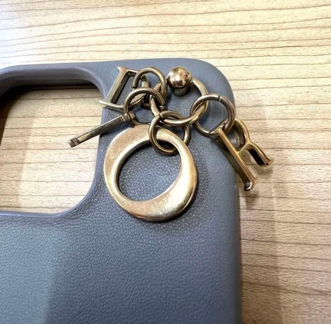 ミスディオール iPhone13Pro ケース