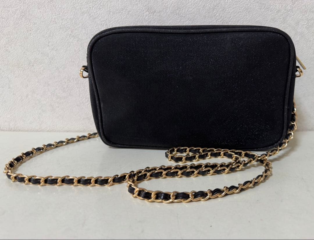 CHANEL 黒ラメチェーン付 ノベルティポーチ ショルダーストラップ付