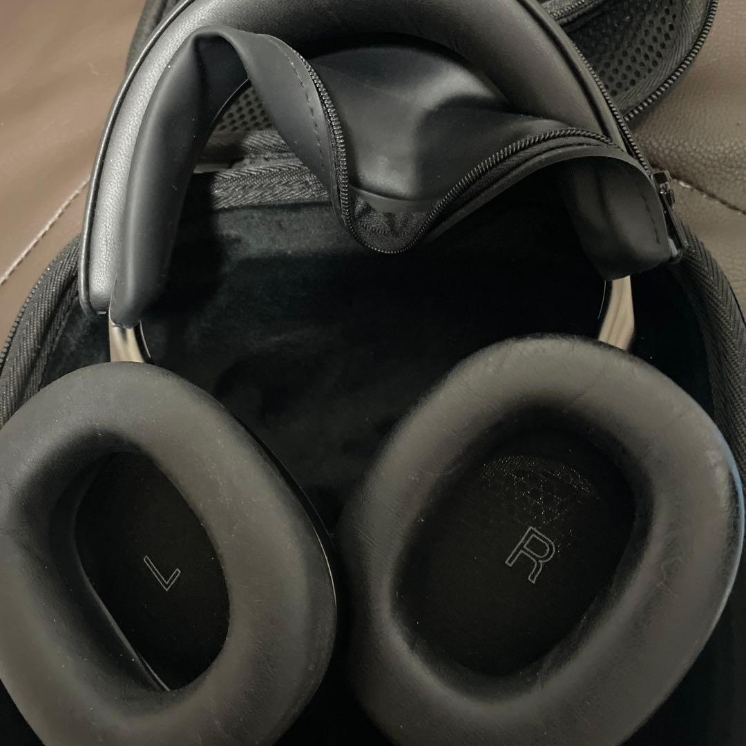 【正規品】 Bowers & Wilkins PX8 b&w