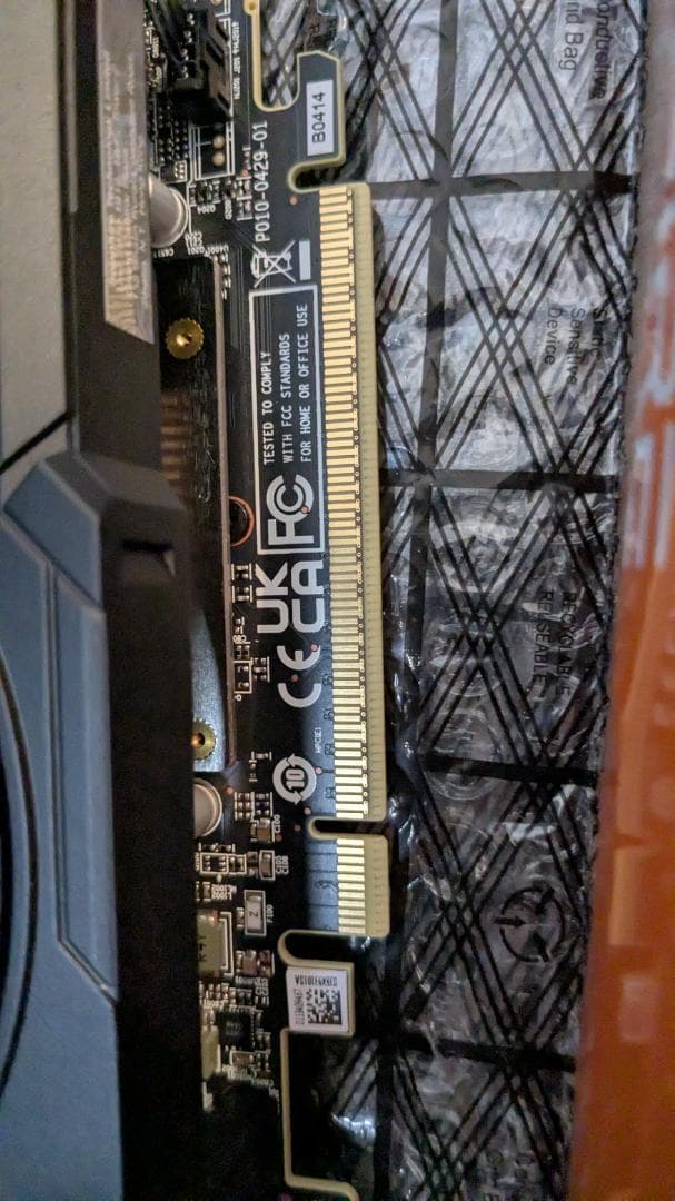 グラフィックボード・グラボ・ビデオカード Sapphire Radeon RX 9060 XT 16GB