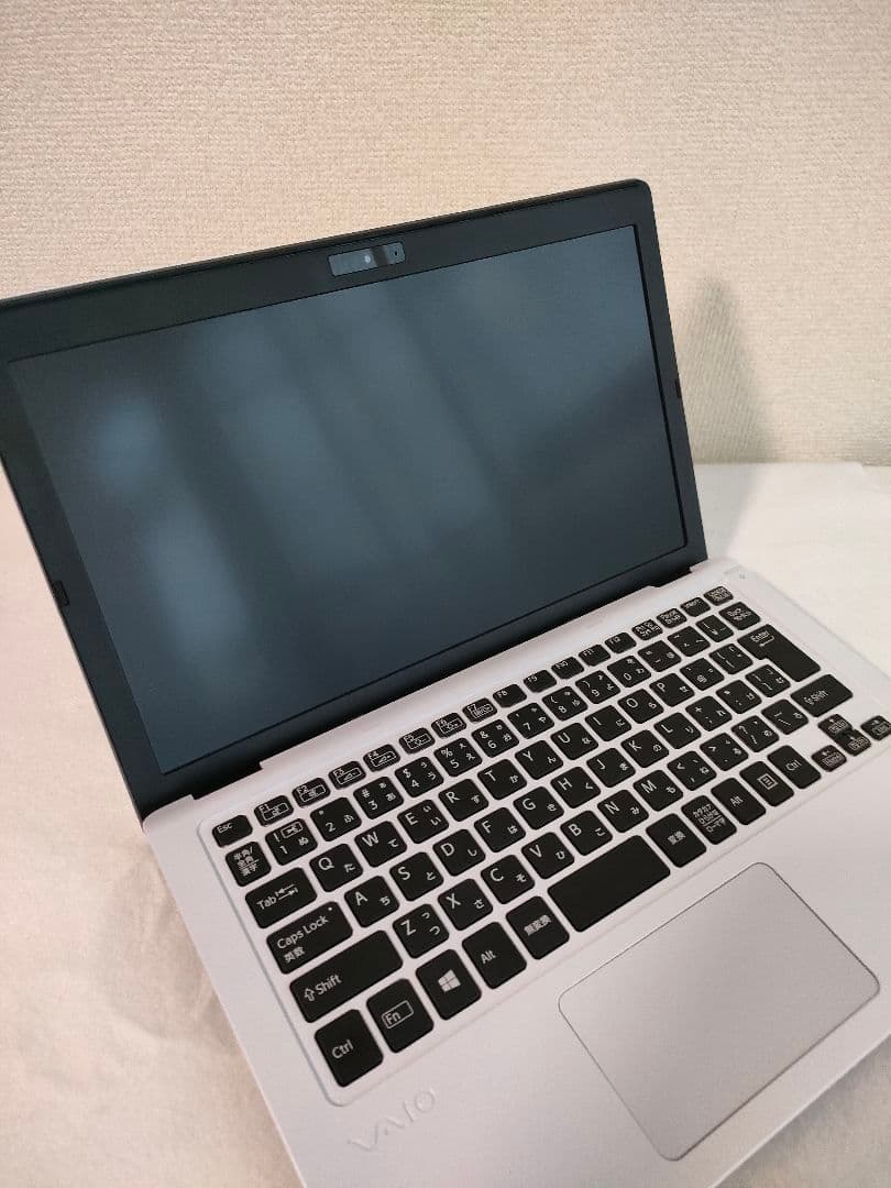 VAIO ノートPC シルバー　VJS111D12N