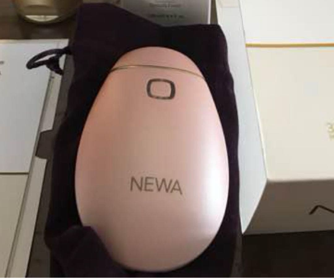 NEWAリフト美顔器