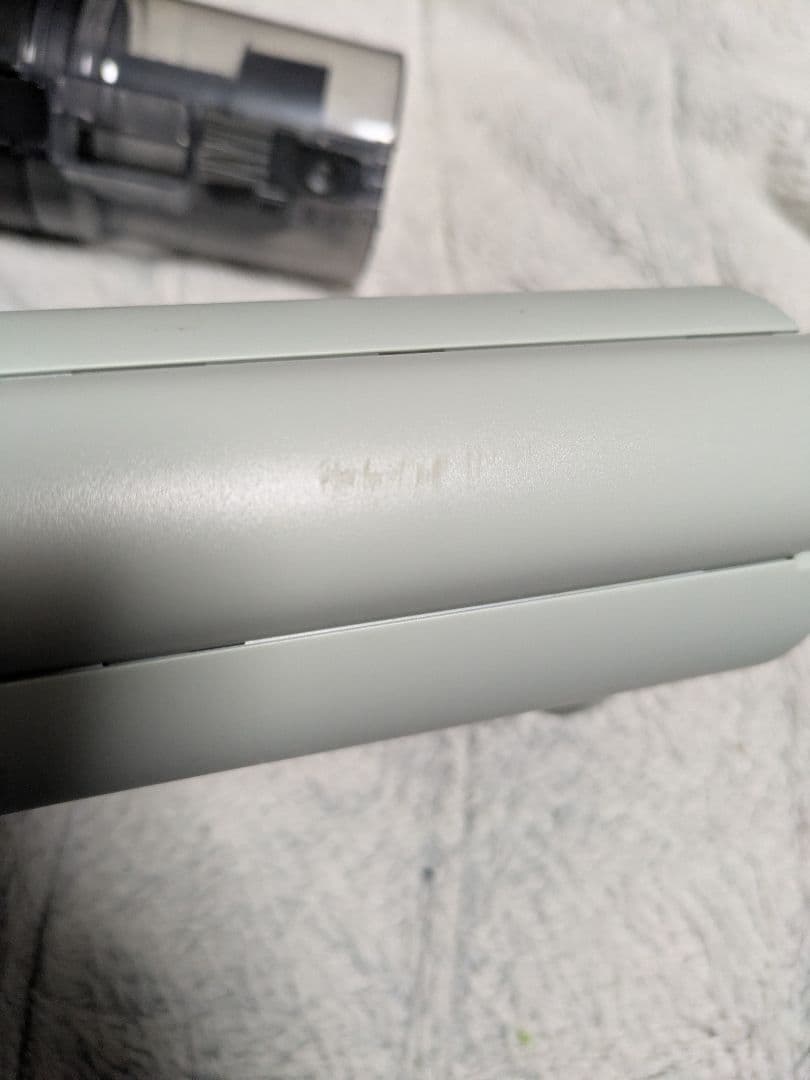 2024年式　パナソニック 充電式掃除機 コードレスクリーナー MC-SB33J