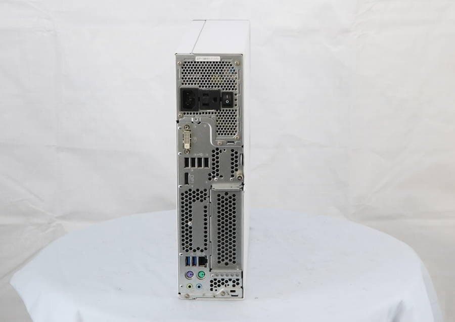 FUJITSU ESPRIMO D556/RX　Core i3 7100