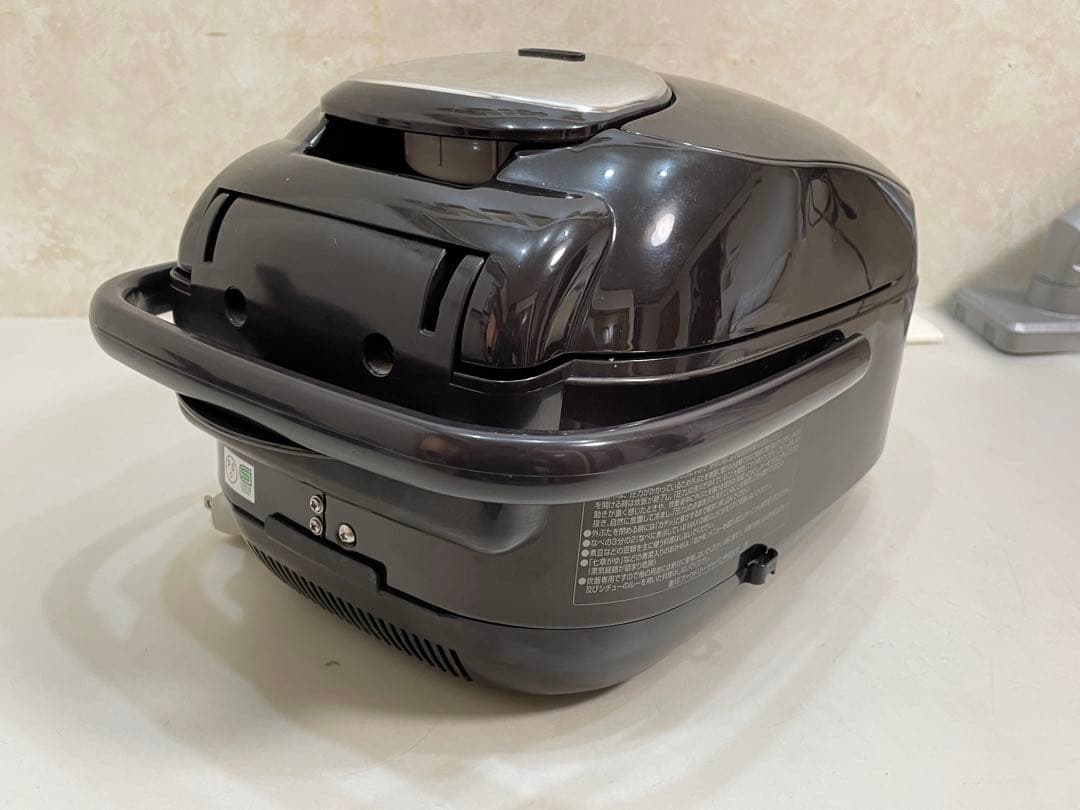 ZOJIRUSHI NP-ZF10 1L 圧力IH炊飯ジャー 2018年製