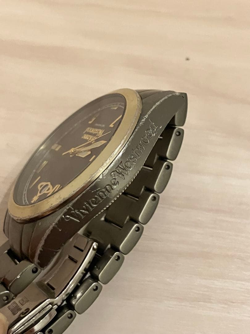 新品電池　Vivienne Westwood オーブ　デイト　腕時計