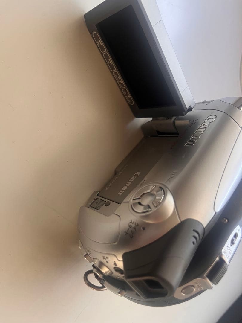 Canon IVIS DC200 35倍光学ズーム DVDビデオカメラ