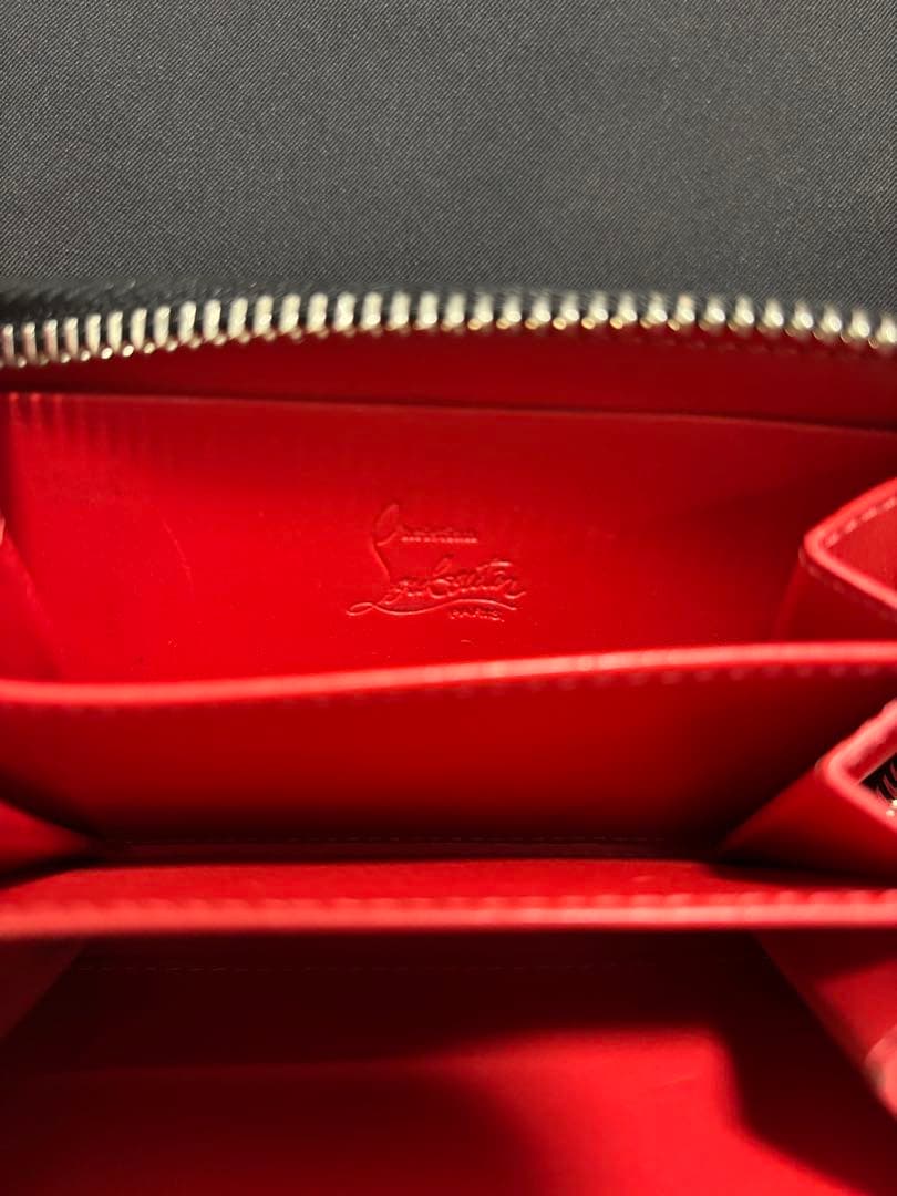 【Christian Louboutin】ケースクリスチャンルブタン