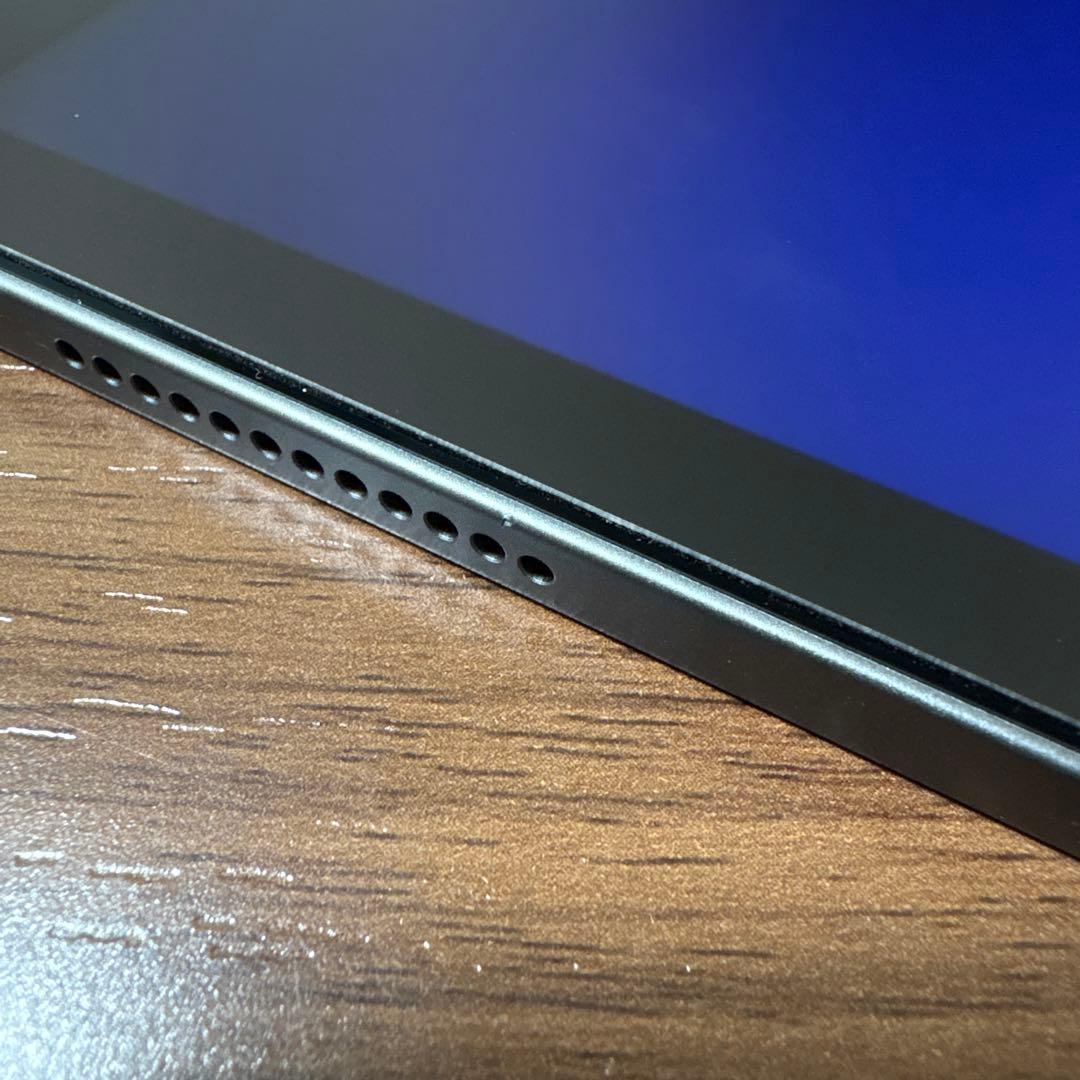 Apple iPad Air 第4世代 動作品 FYFM2J/A