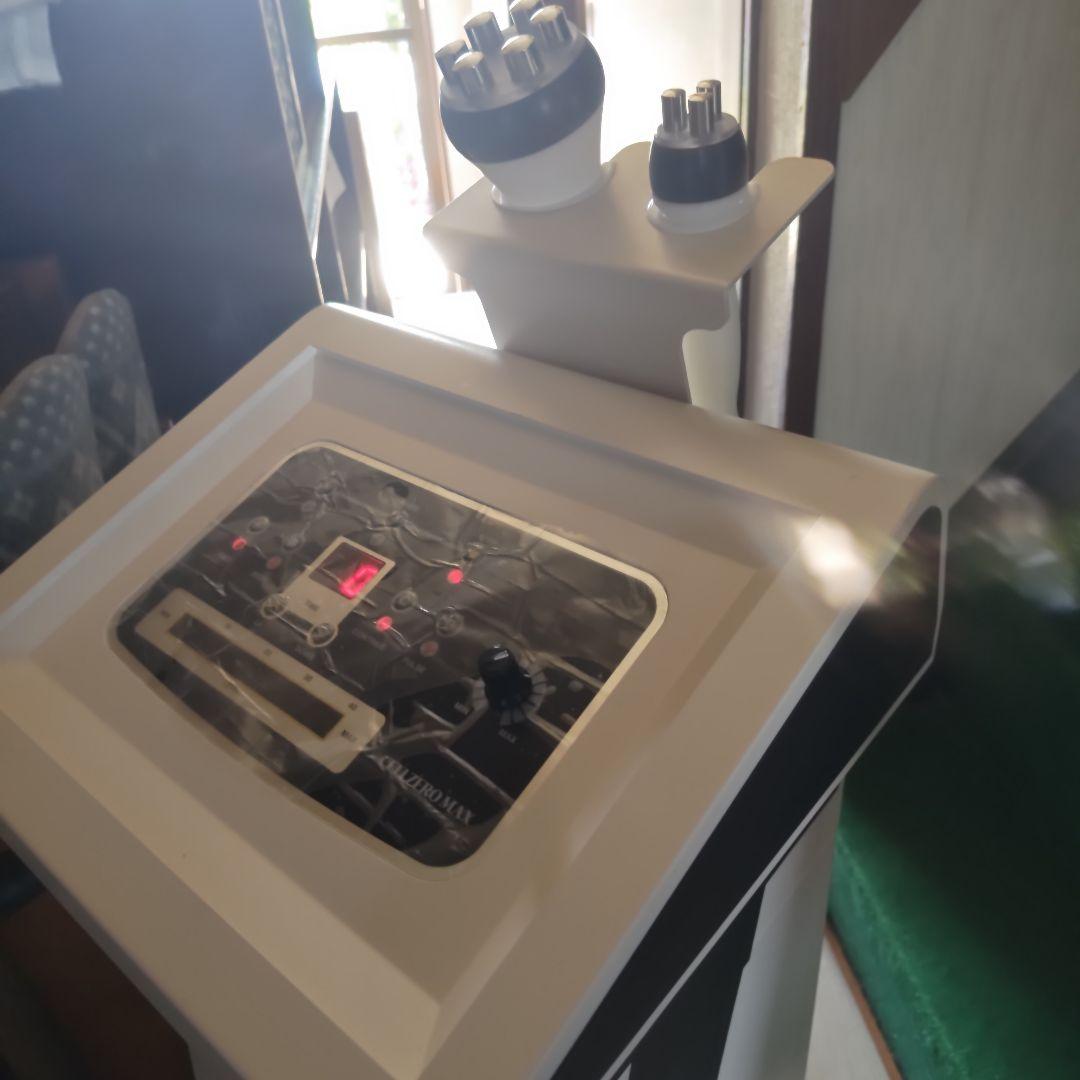 【美品】じぶんde エステ セルゼロマックス 作動良好 ダイエット 美容器具