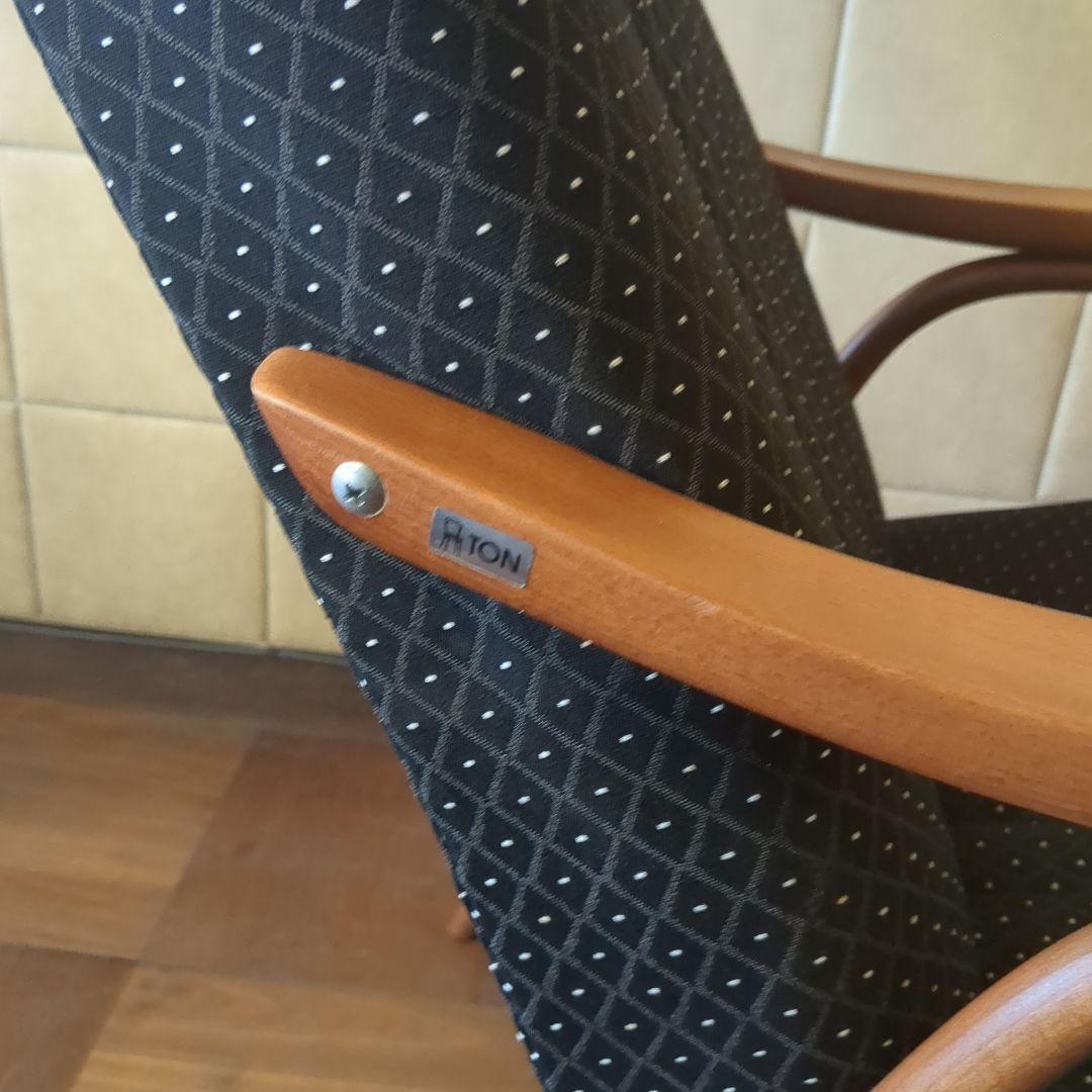 愛知県引取限定　ウニコ　TON社　DOZE ハイバックチェア