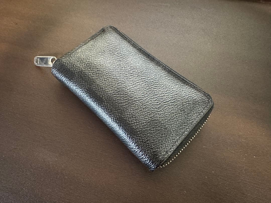 LOUIS VUITON ジッピー・ パース