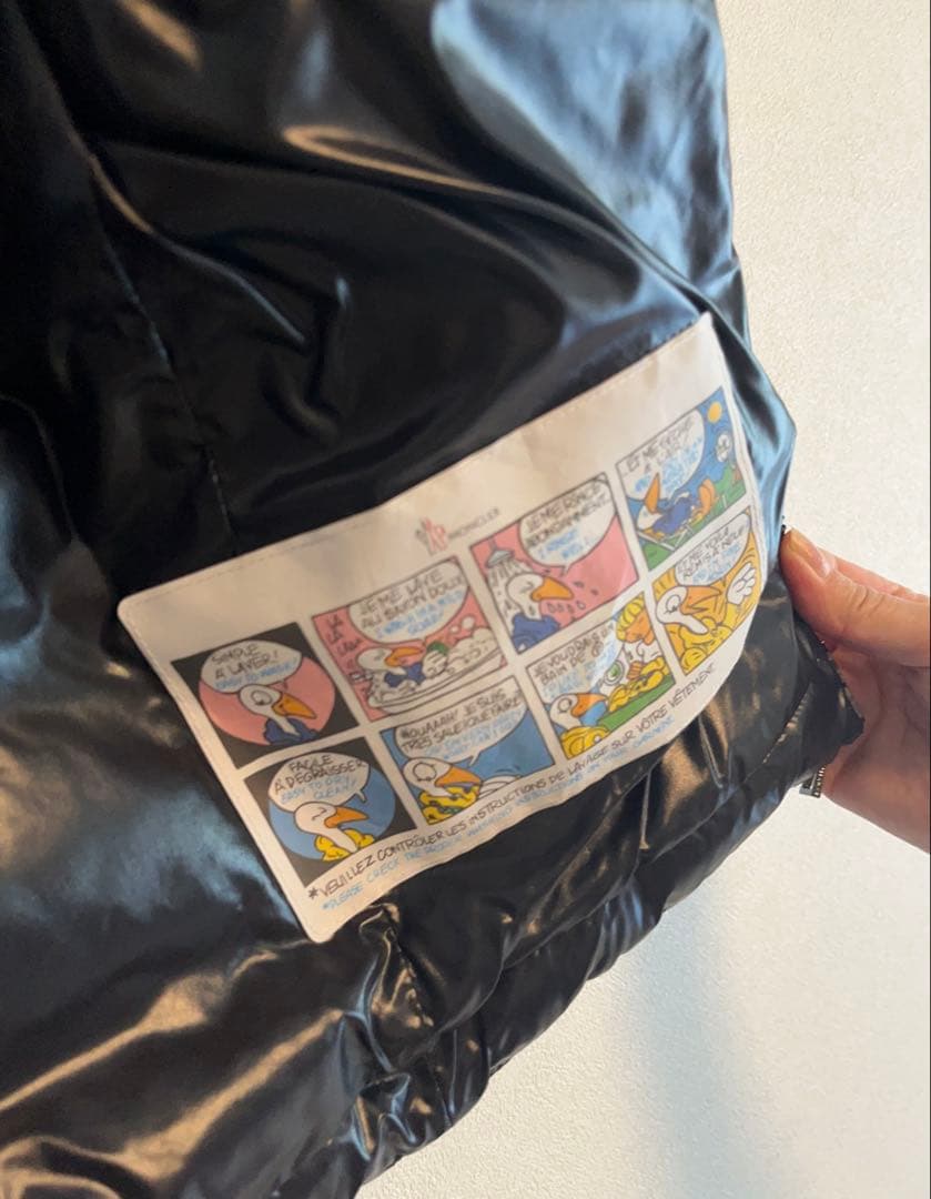 MONCLER 黒 ダウンベスト サイズTG1