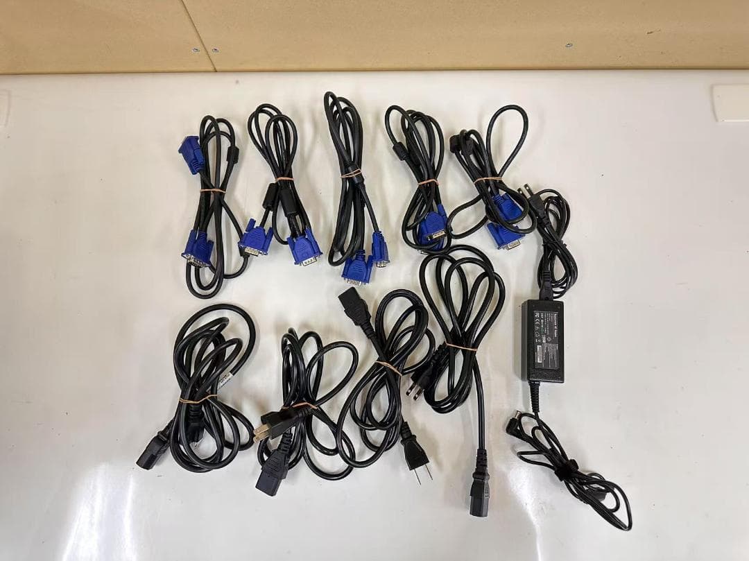 DELL●LG●PHILIPS デスクモニター 5台セット 21.5インチ 中古