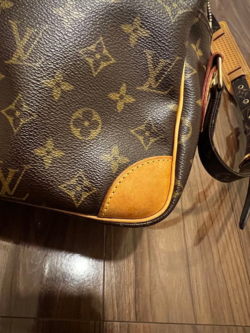 本日だけの価格です！ルイ・ヴィトン モノグラム ナイル　メッセンジャーバッグ