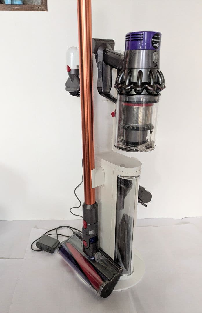 【30分稼働】ダイソン掃除機 V10 スタンド(フロアドック)付き ⑧