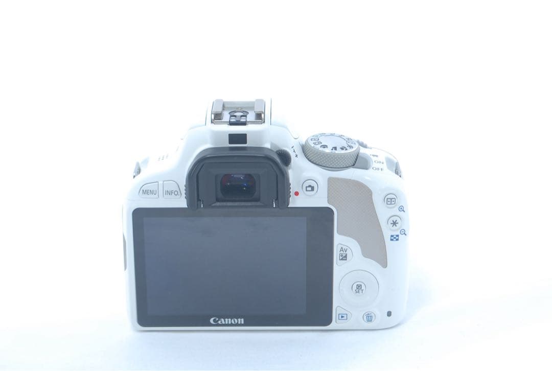 美品✨Canon Kiss X7 ホワイト レンズキット 軽量 初心者おすすめ