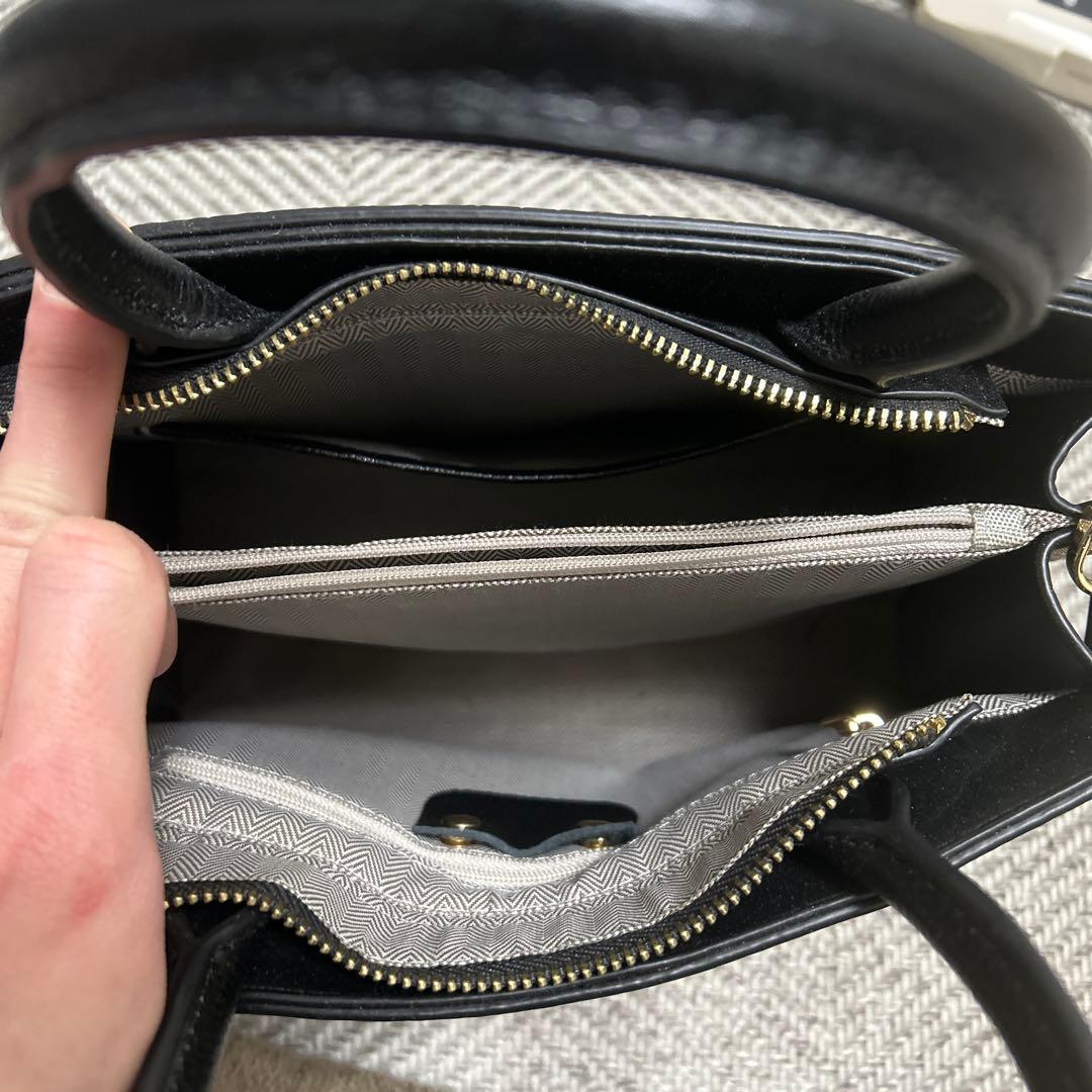 クロコダイル本革　バッグ