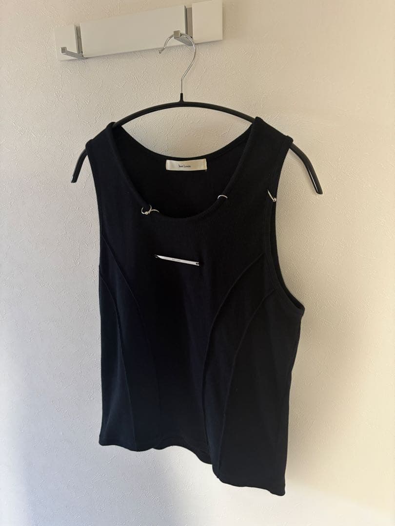 トップス Jent Louis Neck Piercing Tank Top