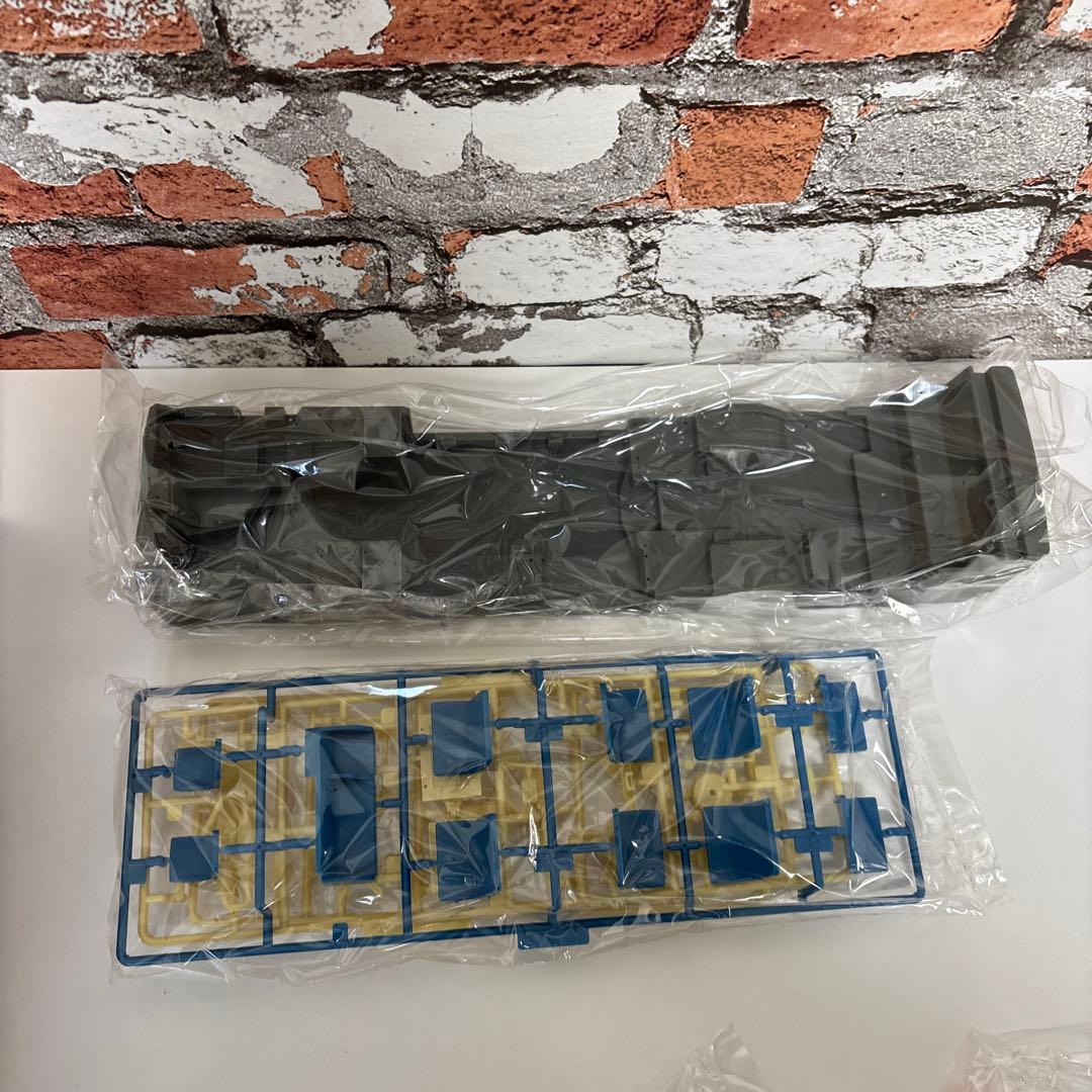 タ*ク様 アオシマ　西武バス　いすゞエルガ　ノンステップバス　ボディ塗装済み　1