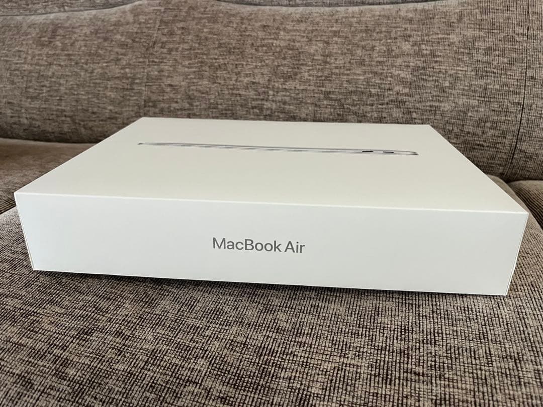 Apple MacBook Air 13インチ M1 8GB/256GB