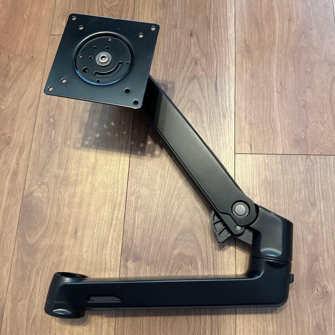 Amazon Basic デュアル モニターアーム、トレー、補強プレート　セット