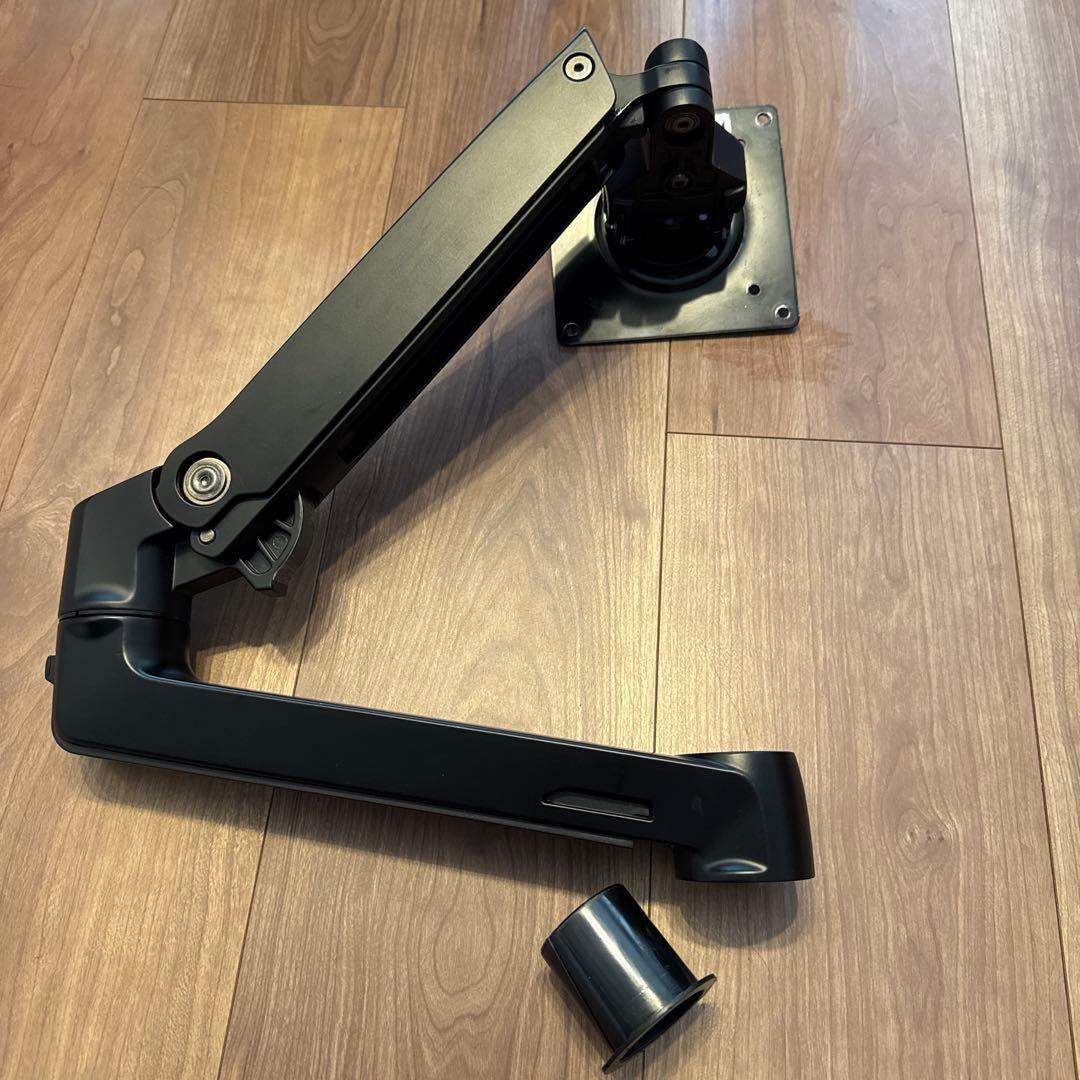 Amazon Basic デュアル モニターアーム、トレー、補強プレート　セット