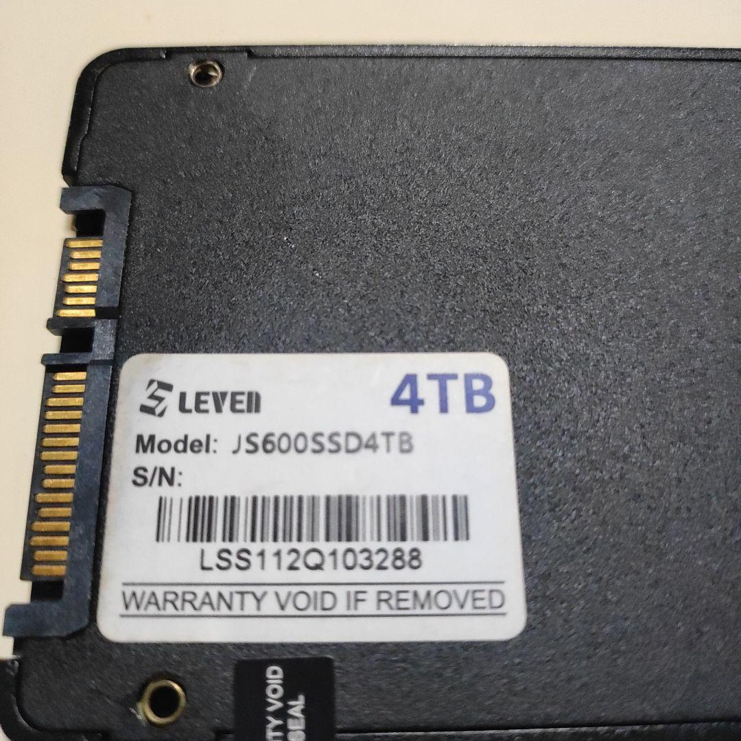 LEVEN SSD 4TB JS600 中古
