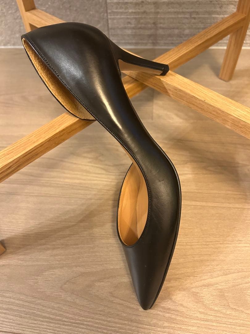 ユナイテッドアローズ　黒 ポインテッドトゥパンプス 7cmヒール