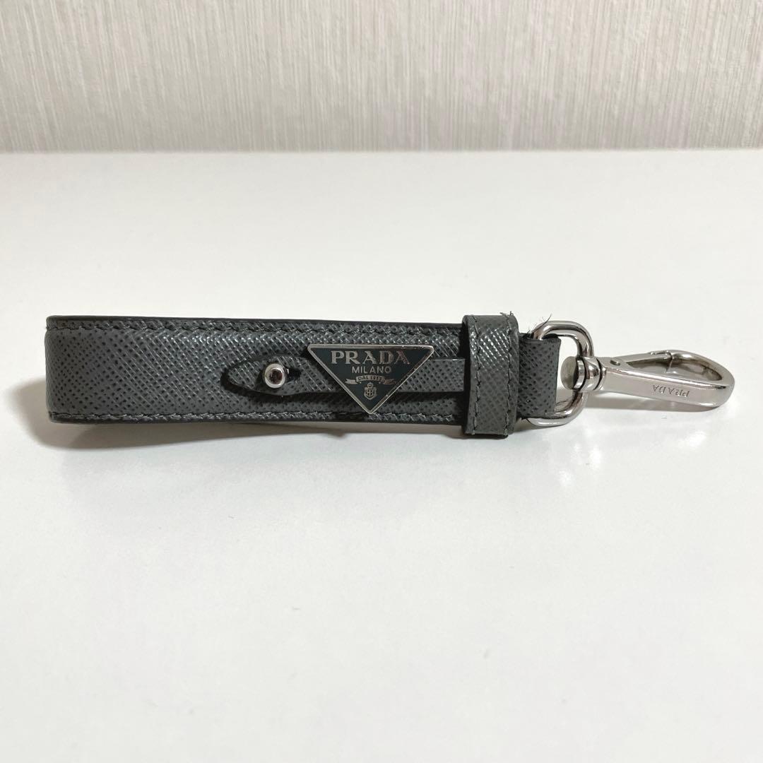 プラダ❤︎キーリング