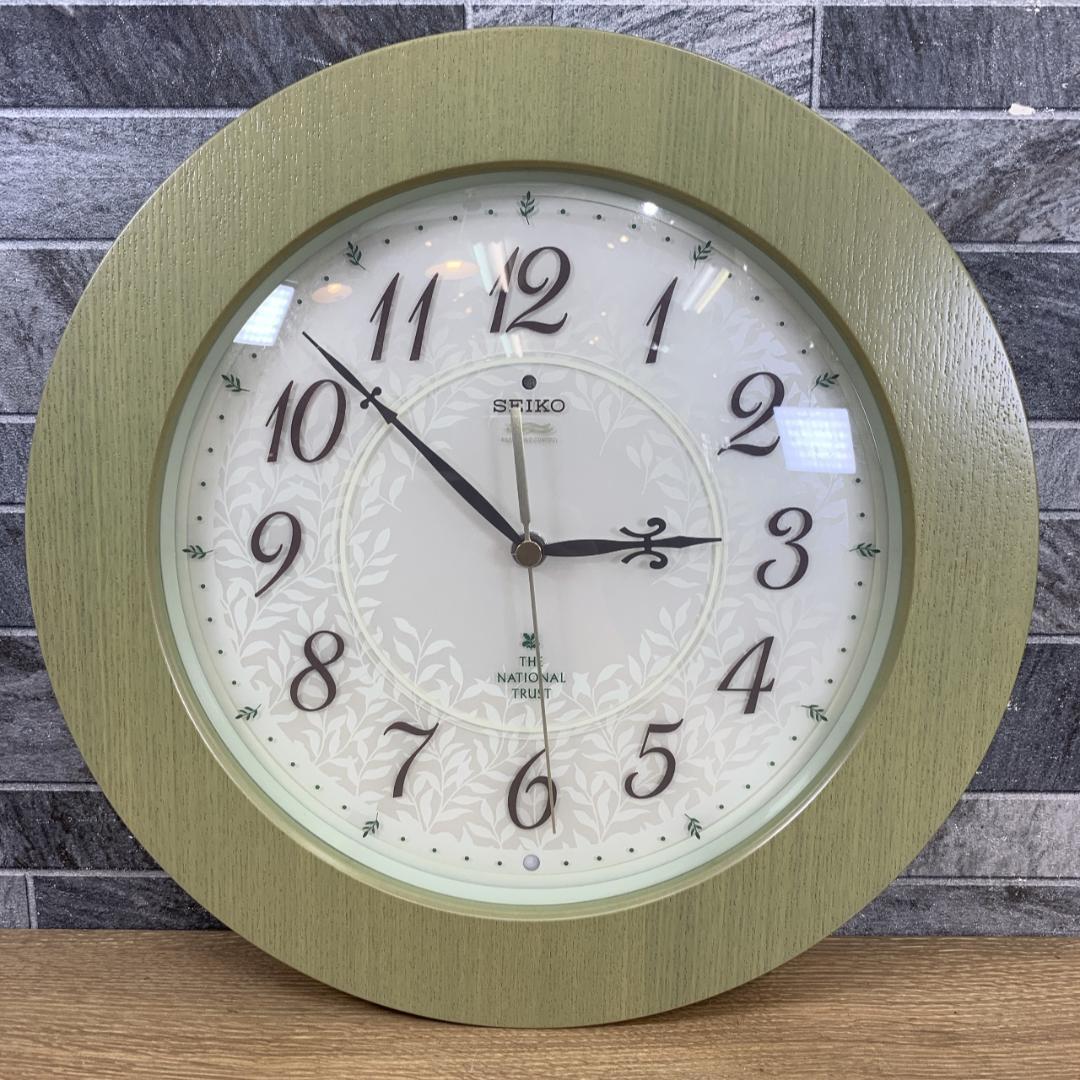 新品　生産終了品　SEIKO　ザ・ナショナル・トラスト 電波掛け時計　KX303