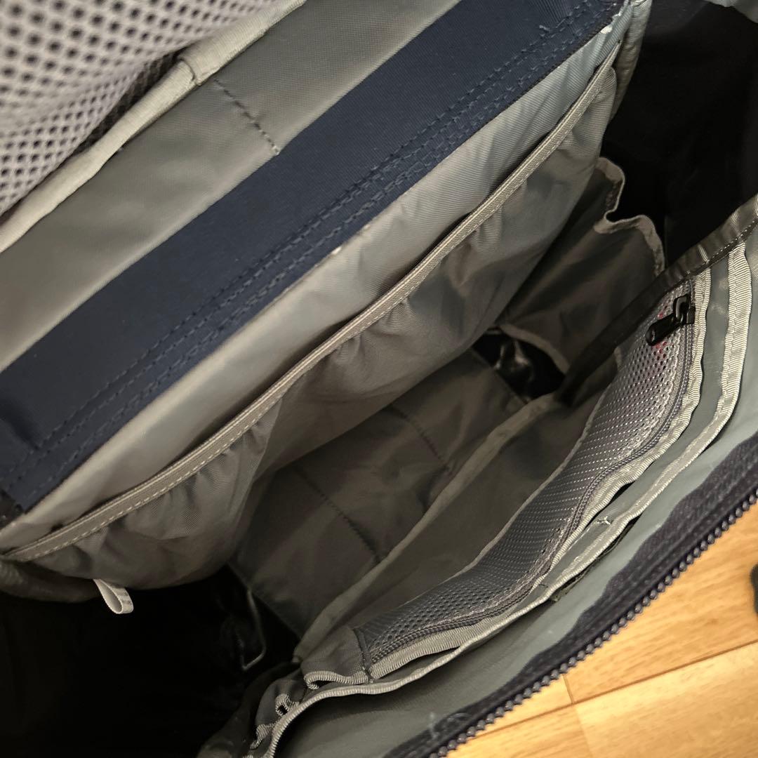 THE NORTH FACEヒューズボックスほぼ未使用品