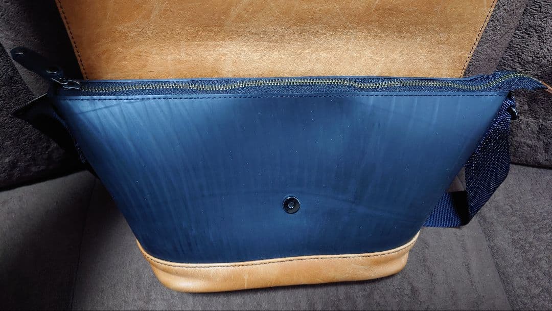 SEAL シール メッセンジャーバッグ ブラウン