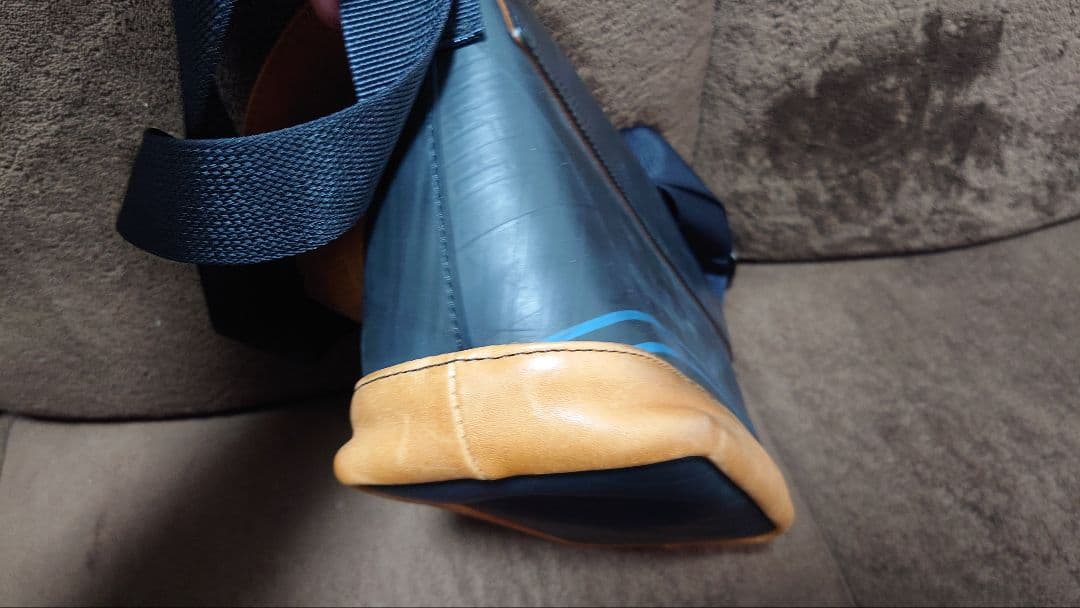 SEAL シール メッセンジャーバッグ ブラウン