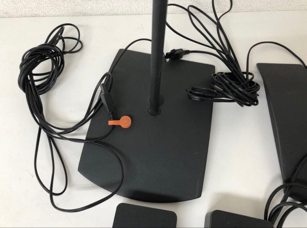 BOSE SURROUND SPEAKERS ワイヤレス　スタンド付き