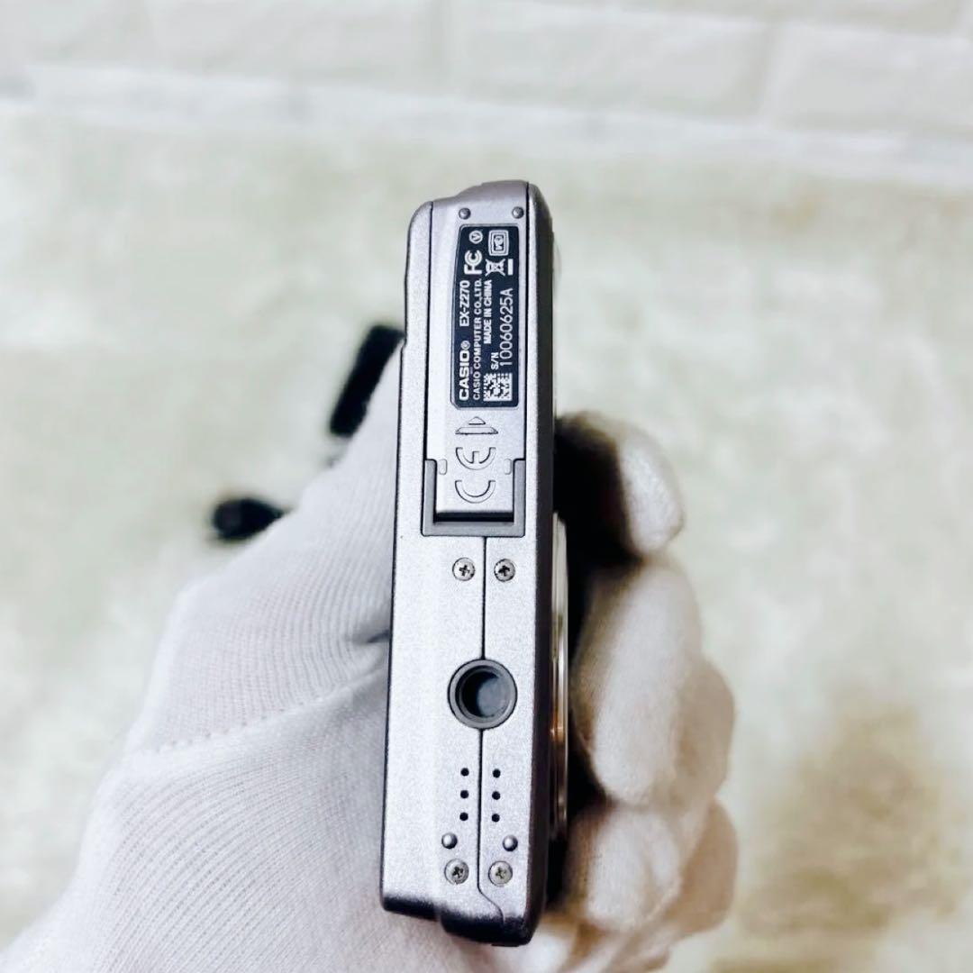 CASIO EXILIM EX-Z270 動作確認済み　コンデジ　コンパクト