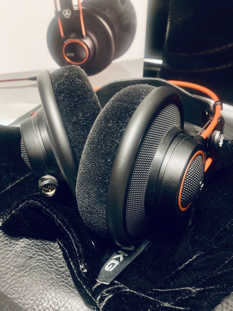 AKG K712PRO 開放型モニターヘッドホン