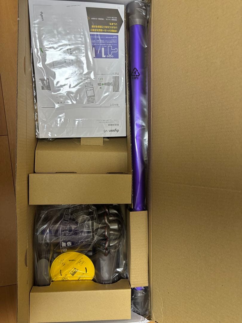 新品未使用　ダイソン　dyson v6 fluffy origin