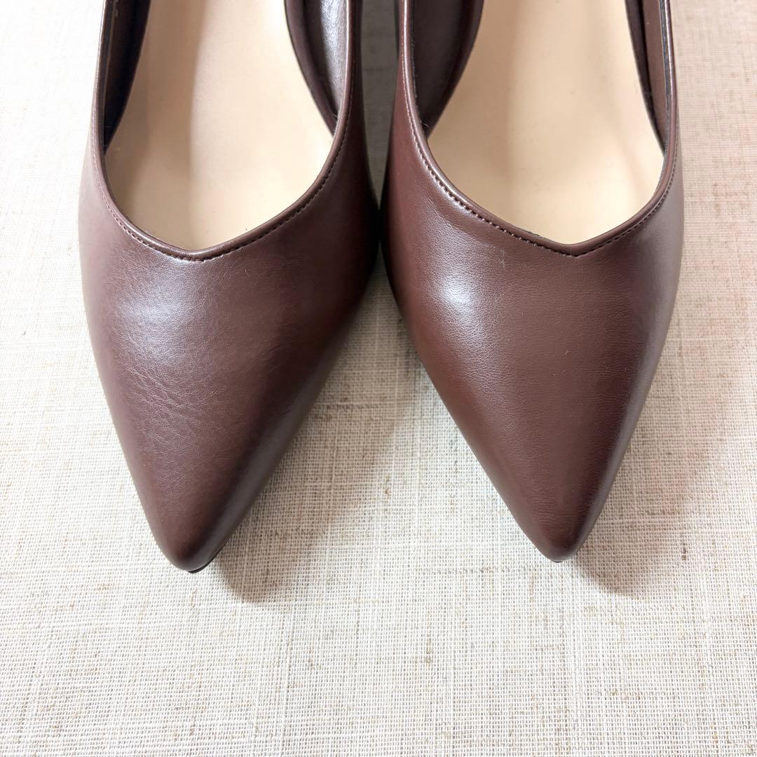 未使用級★Odette e Odile パンプス Vカット ブロックヒール